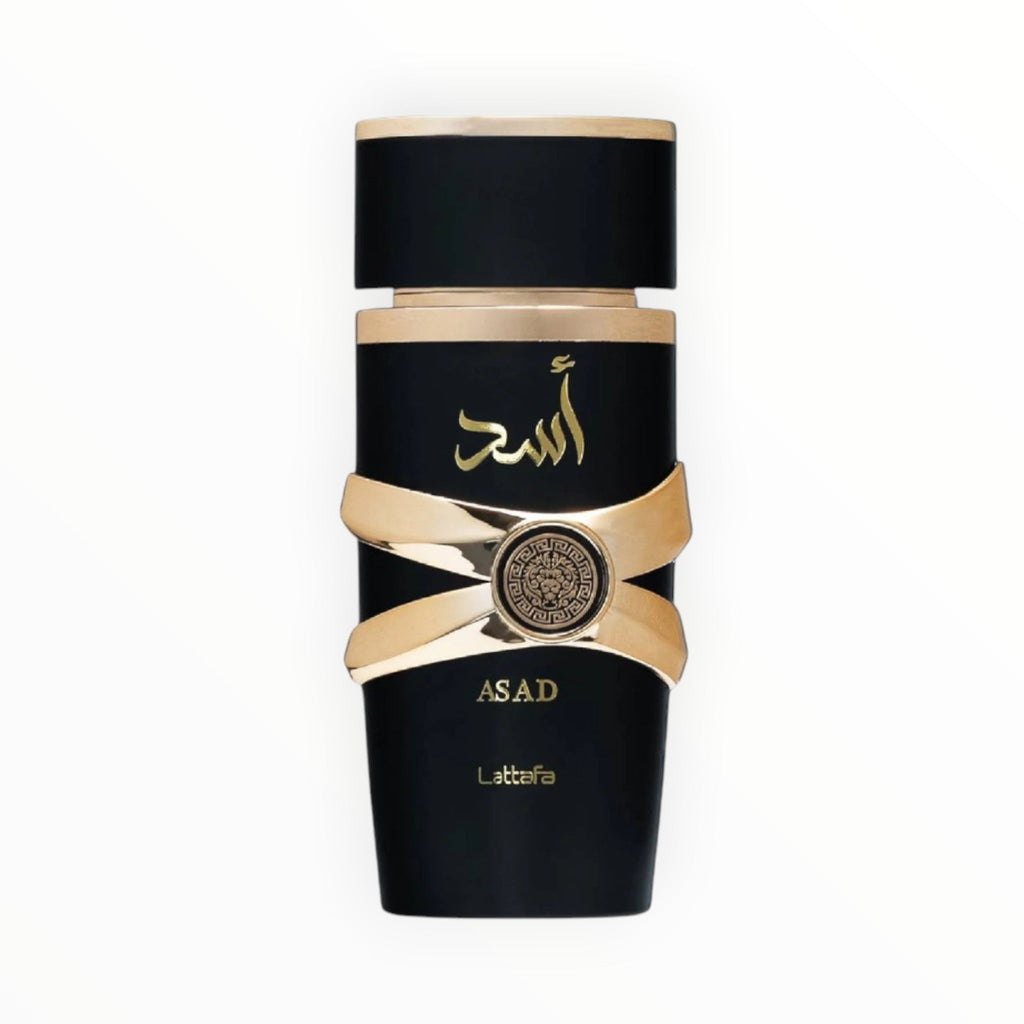 Rimaal Lattafa Asad Eau de Parfum Flakon in Schwarz und Gold mit orientalischem Design und 100ml Inhalt.